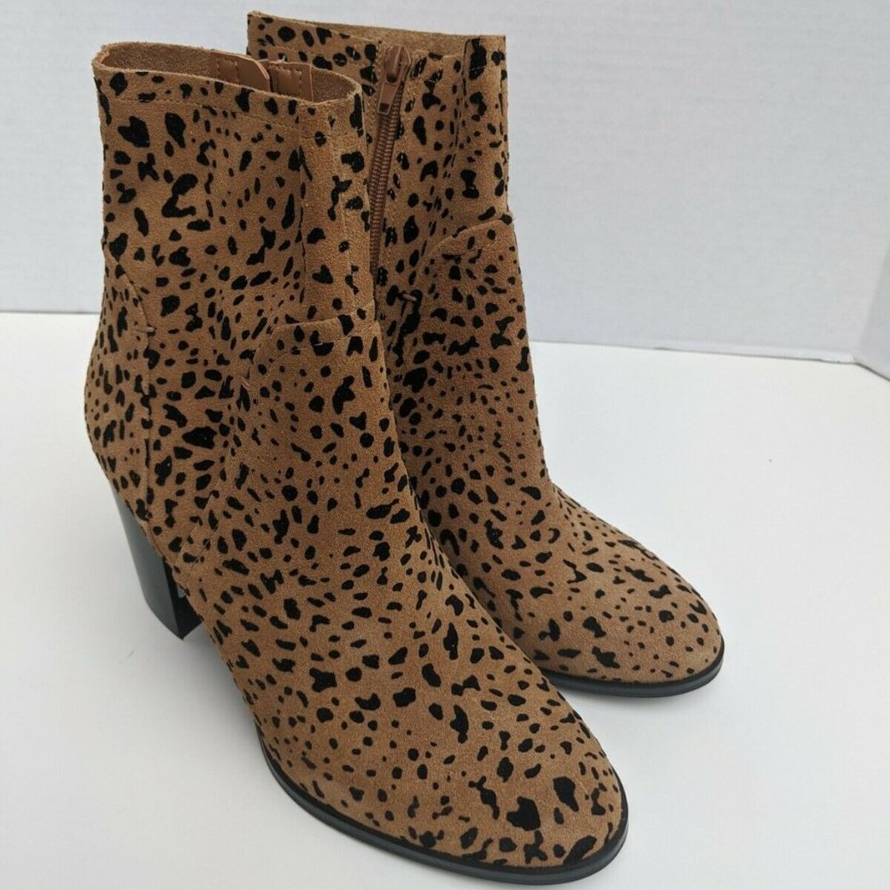 Gibson & Latimer Cheetah Cow Leather Boot Above Ankle NEW Size 9.5 Med